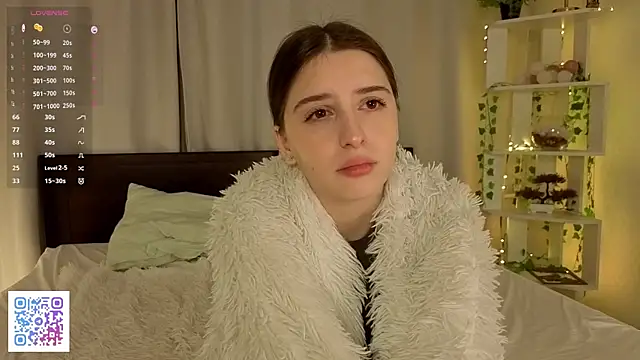 Snapshot of LeanneDinkle chatting on 15, 2, 2026 LeanneDinkle online show from 15, 2, 2026