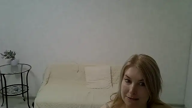 Snapshot of Opaldream chatting on 8, 5, 2026 Opaldream online show from 8, 5, 2026