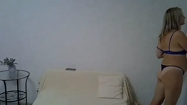 Snapshot of Opaldream chatting on 6, 6, 2026 Opaldream online show from 6, 6, 2026