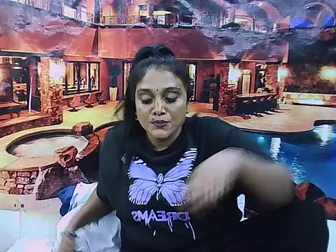 IndianSexyLady20 online show from 18, 4, 2026