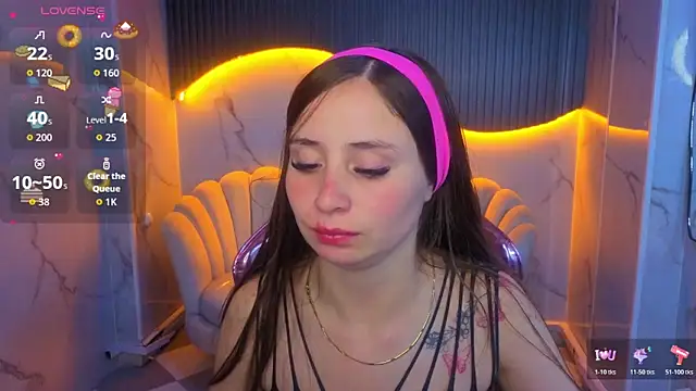 Snapshot of Ariana18_b chatting on 8, 6, 2026 Ariana18 b online show from 8, 6, 2026