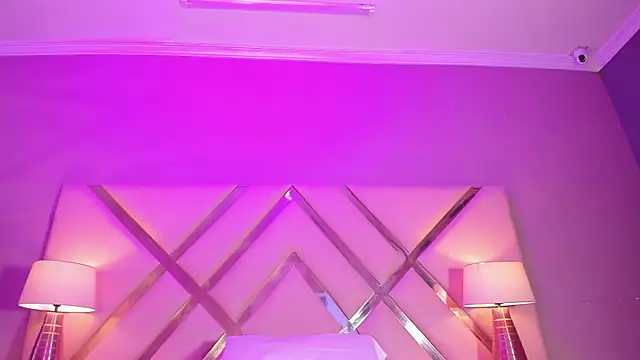 Snapshot of KiaraEverly chatting on 4, 2, 2026 KiaraEverly online show from 4, 2, 2026