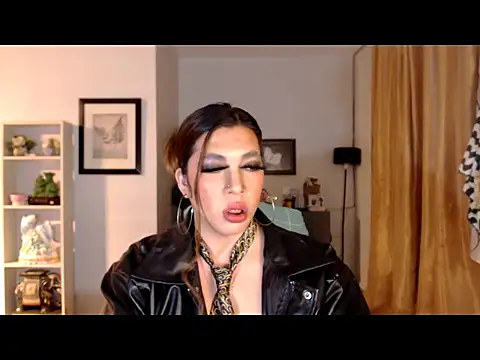 Snapshot of tsbigmilk chatting on 6, 2, 2026 tsbigmilk online show from 6, 2, 2026