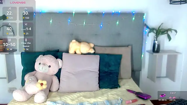 Snapshot of Sophia_Valentina chatting on 17, 4, 2026 Sophia Valentina online show from 17, 4, 2026