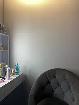 Snapshot of Just-Lilly chatting on 28, 4, 2026 Just-Lilly online show from 28, 4, 2026
