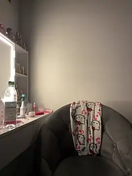 Snapshot of Just-Lilly chatting on 9, 6, 2026 Just-Lilly online show from 9, 6, 2026