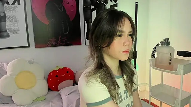 Snapshot of Hey_lucy__ chatting on 11, 5, 2026 Hey lucy online show from 11, 5, 2026