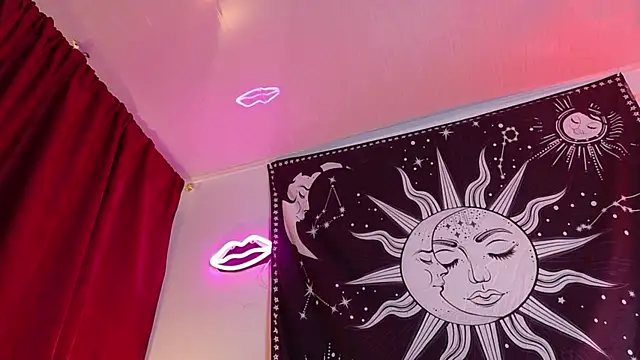 Snapshot of MadLustt chatting on 22, 2, 2026 MadLustt online show from 22, 2, 2026