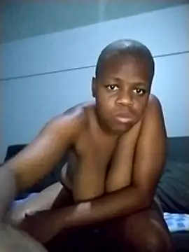 Snapshot of Mzandihottie chatting on 1, 2, 2026 Mzandihottie online show from 1, 2, 2026