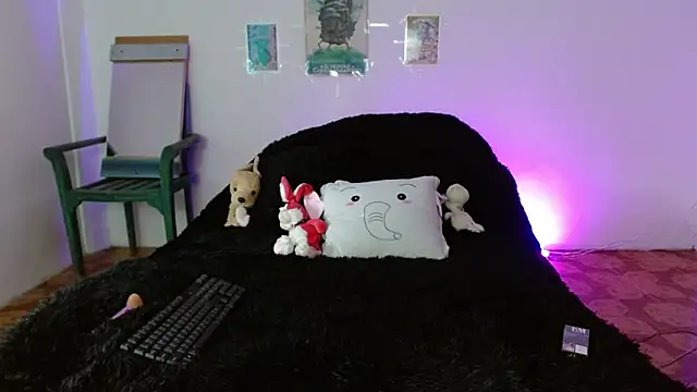 miadavisXXX online show from 17, 3, 2026