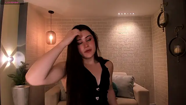 Snapshot of DemiNova chatting on 6, 3, 2026 DemiNova online show from 6, 3, 2026