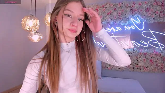 IsabellaMorettiX online show from 8, 3, 2026