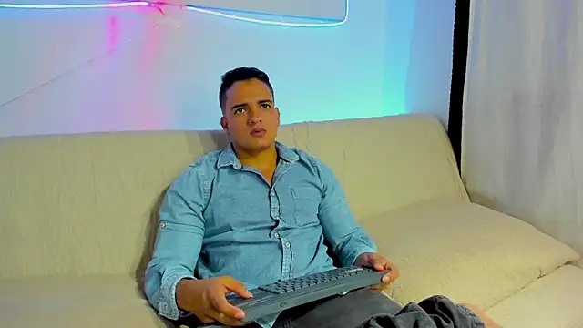 Snapshot of jhon_nicolas chatting on 1, 3, 2026 jhon nicolas online show from 1, 3, 2026