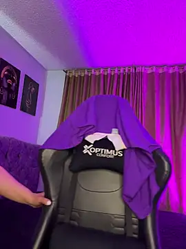 Snapshot of SavageBond_ chatting on 3, 2, 2026 SavageBond online show from 3, 2, 2026