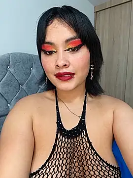 Snapshot of zoe_love18 chatting on 12, 5, 2026 zoe love18 online show from 12, 5, 2026