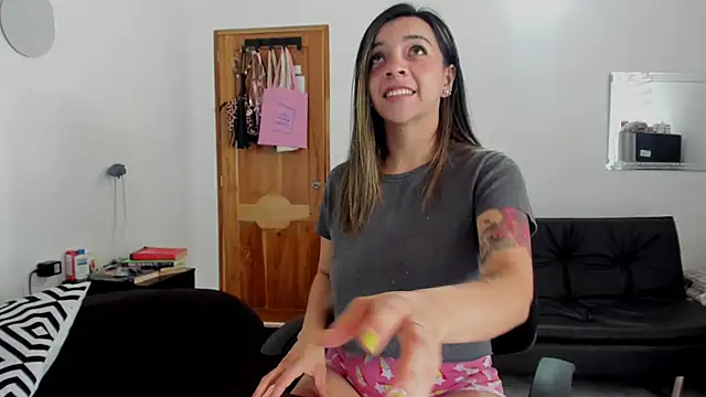 Ana-Spencer online show from 14, 4, 2026