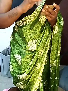 Snapshot of Chinnima143 chatting on 24, 5, 2026 Chinnima143 online show from 24, 5, 2026