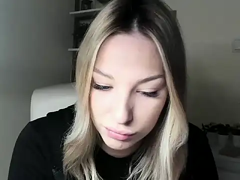 Snapshot of VelvetAngela chatting on 16, 2, 2026 VelvetAngela online show from 16, 2, 2026