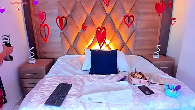 valeriekhaleesi online show from 14, 2, 2026