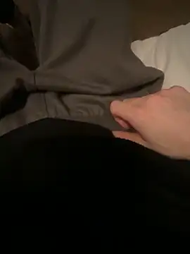 Snapshot of zo-19cm chatting on 1, 2, 2026 zo-19cm online show from 1, 2, 2026