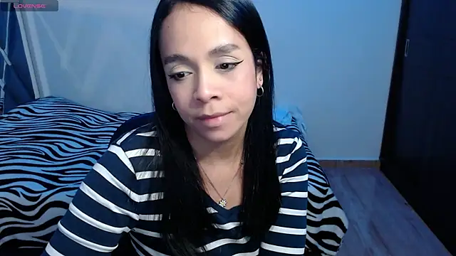 Snapshot of paula_lopez__ chatting on 2, 7, 2026 paula lopez online show from 2, 7, 2026