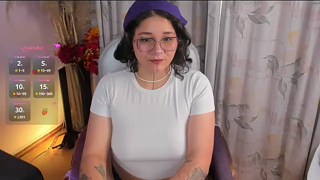 Snapshot of Sylvara_bx chatting on 26, 5, 2026 Sylvara bx online show from 26, 5, 2026