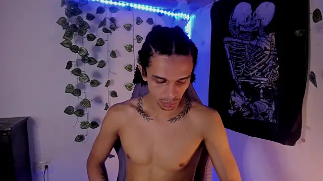 Aaron Hopper online show from 8, 2, 2026