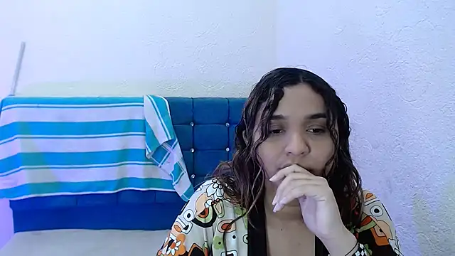 Snapshot of miiia_perez chatting on 21, 2, 2026 miiia perez online show from 21, 2, 2026