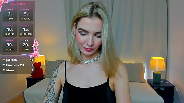 Snapshot of SinLuna_ chatting on 19, 2, 2026 SinLuna online show from 19, 2, 2026