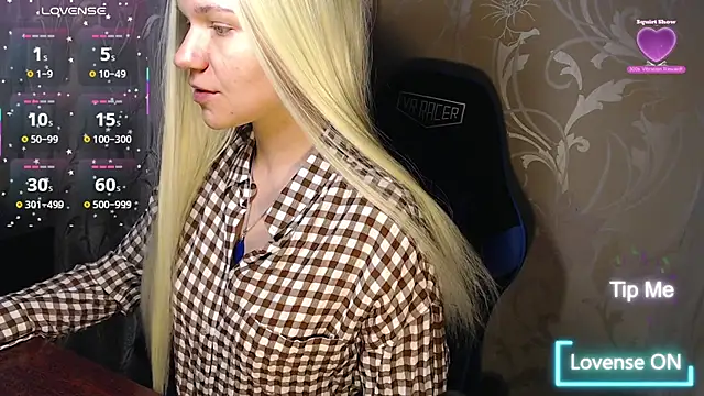 Snapshot of Shiny_Victoria chatting on 19, 2, 2026 Shiny Victoria online show from 19, 2, 2026