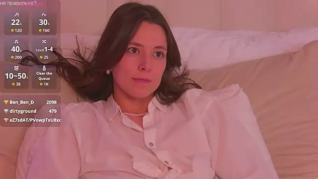 Snapshot of AlisseMoore chatting on 6, 4, 2026 AlisseMoore online show from 6, 4, 2026