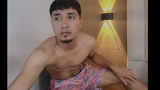 Snapshot of Noah_Smith01 chatting on 11, 4, 2026 Noah Smith01 online show from 11, 4, 2026