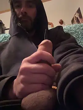 Snapshot of tommattsonn chatting on 8, 4, 2026 tommattsonn online show from 8, 4, 2026