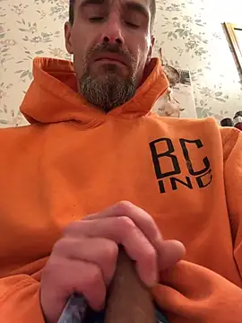 Snapshot of tommattsonn chatting on 22, 4, 2026 tommattsonn online show from 22, 4, 2026