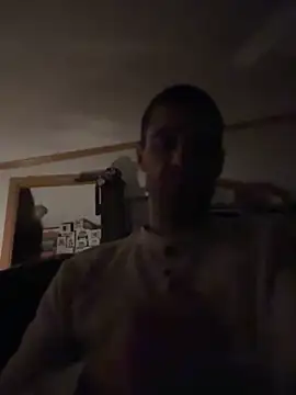 Snapshot of tommattsonn chatting on 2, 5, 2026 tommattsonn online show from 2, 5, 2026