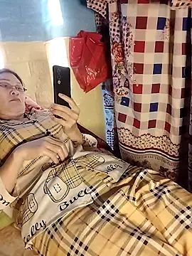 miko nyan2006 online show from 3, 3, 2026