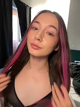 Snapshot of OliviaMorgan_ chatting on 27, 5, 2026 OliviaMorgan online show from 27, 5, 2026