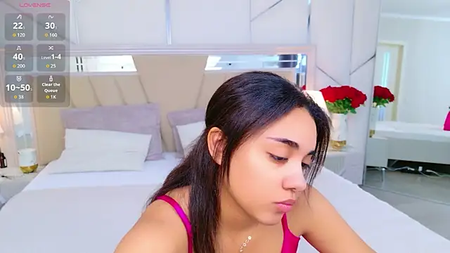 Snapshot of Luna_Cortier chatting on 27, 5, 2026 Luna Cortier online show from 27, 5, 2026