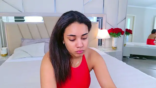 Snapshot of Luna_Cortier chatting on 10, 6, 2026 Luna Cortier online show from 10, 6, 2026