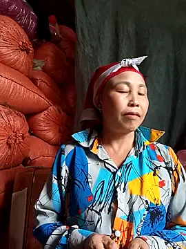 lena-cute online show from 25, 2, 2026