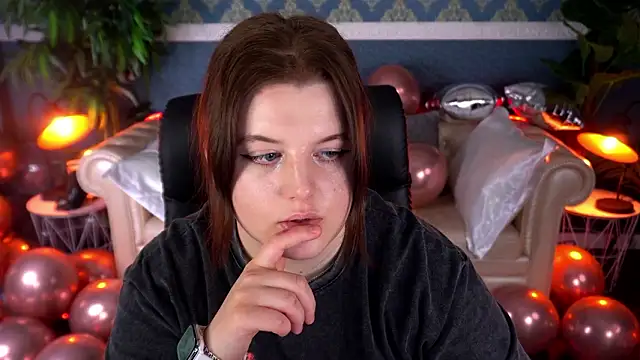 Snapshot of KristiFoxy chatting on 2, 2, 2026 KristiFoxy online show from 2, 2, 2026