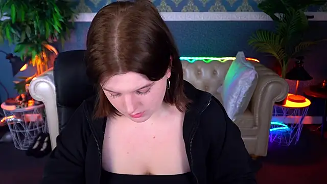 KristiFoxy online show from 18, 4, 2026