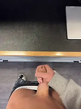 Robertocavall online show from 20, 2, 2026