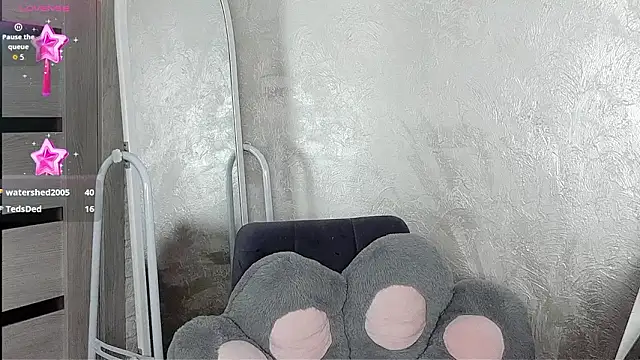 Snapshot of Mila-Naughty chatting on 25, 2, 2026 Mila-Naughty online show from 25, 2, 2026