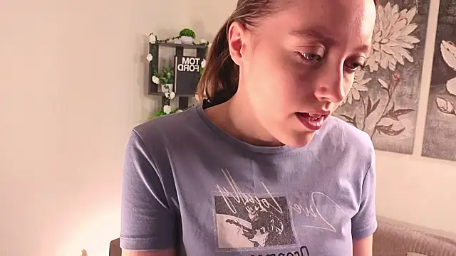 Snapshot of NenaWord chatting on 11, 2, 2026 NenaWord online show from 11, 2, 2026