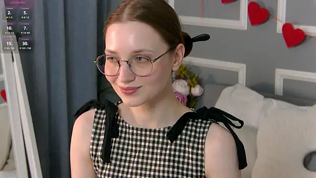 Snapshot of EmmaSagge chatting on 15, 6, 2026 EmmaSagge online show from 15, 6, 2026