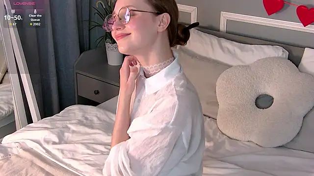 Snapshot of EmmaSagge chatting on 17, 6, 2026 EmmaSagge online show from 17, 6, 2026