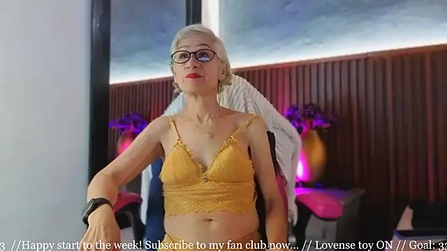 Snapshot of miss_monserrate01 chatting on 20, 2, 2026 miss monserrate01 online show from 20, 2, 2026