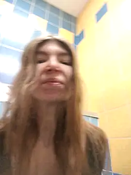 Bubble Chloe online show from 26, 2, 2026