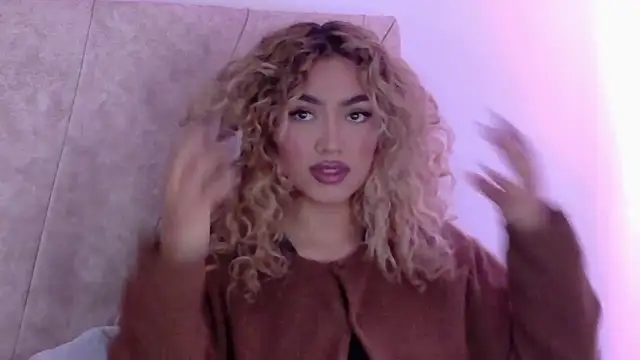 Snapshot of Maddy_Beluci chatting on 26, 6, 2026 Maddy Beluci online show from 26, 6, 2026